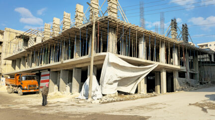 توسّع عمراني في عفرين.. مخالفات في البناء وتجاوزات على الأراضي الزراعية