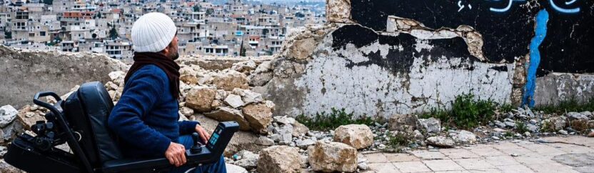 شوارع لا تنصفهم.. ذوو الإعاقة محرومون من حقهم في تنقل آمن