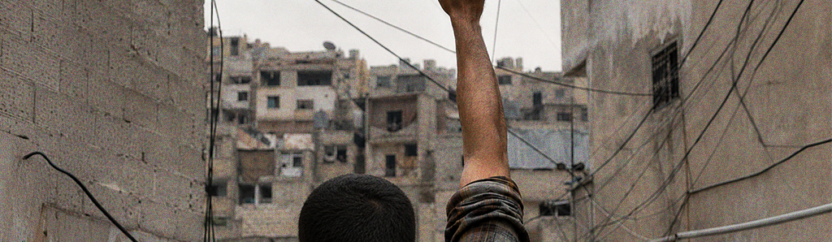 السلاح في حلب.. استخدام عشوائي وقوانين غير نافذة