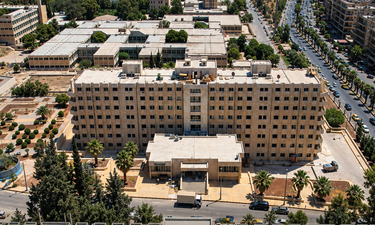 خلف أبواب السكن الجامعي.. سوريا مصغّرة تكتشف بعضها