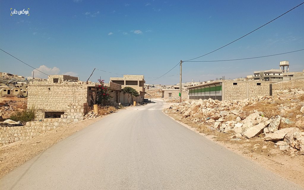 الطريق الواصل الى مخيم البردقلي